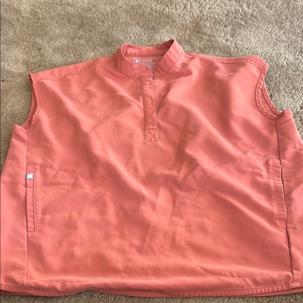Figs Women's Sleeveless Top in Coral